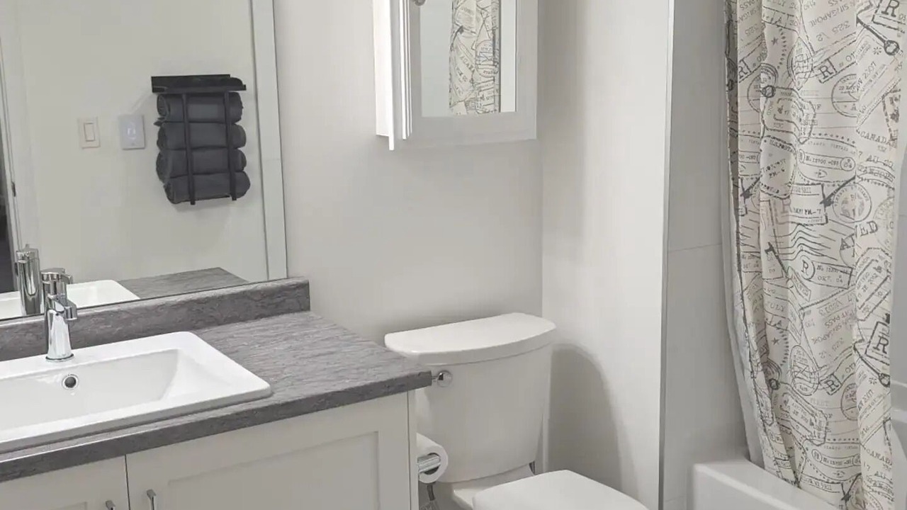 Photo of Bathroom in East Clayton North
