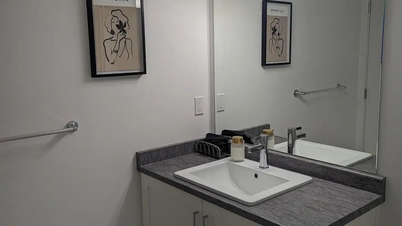 Photo of Bathroom in East Clayton North