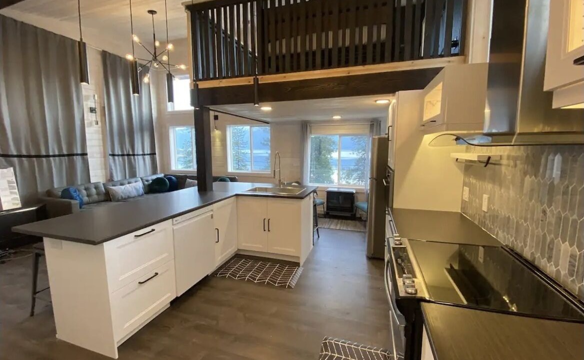 Photo of Kitchen in Central Kootenay