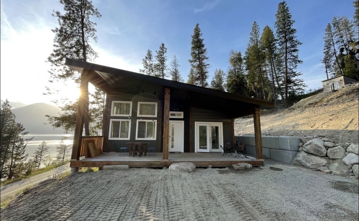 Photo of Bedroom in Central Kootenay