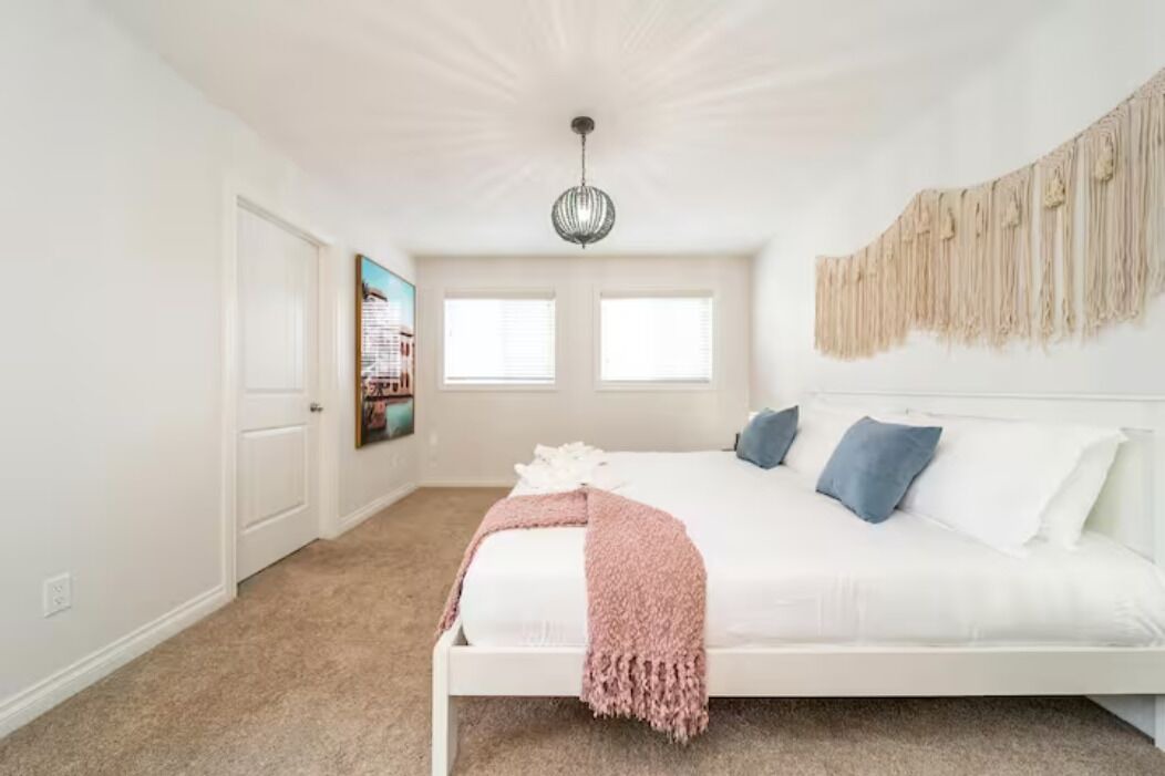Photo of Bedroom in Northwest Edmonton