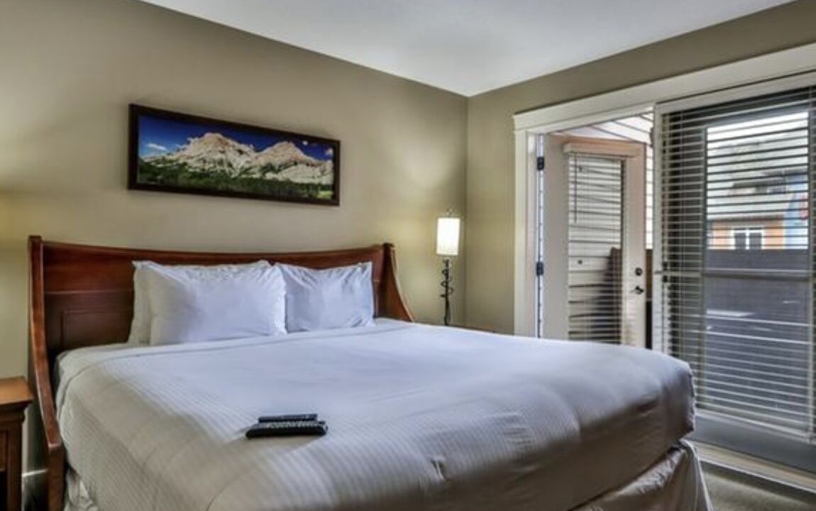 Photo of Bedroom in Cougar Creek