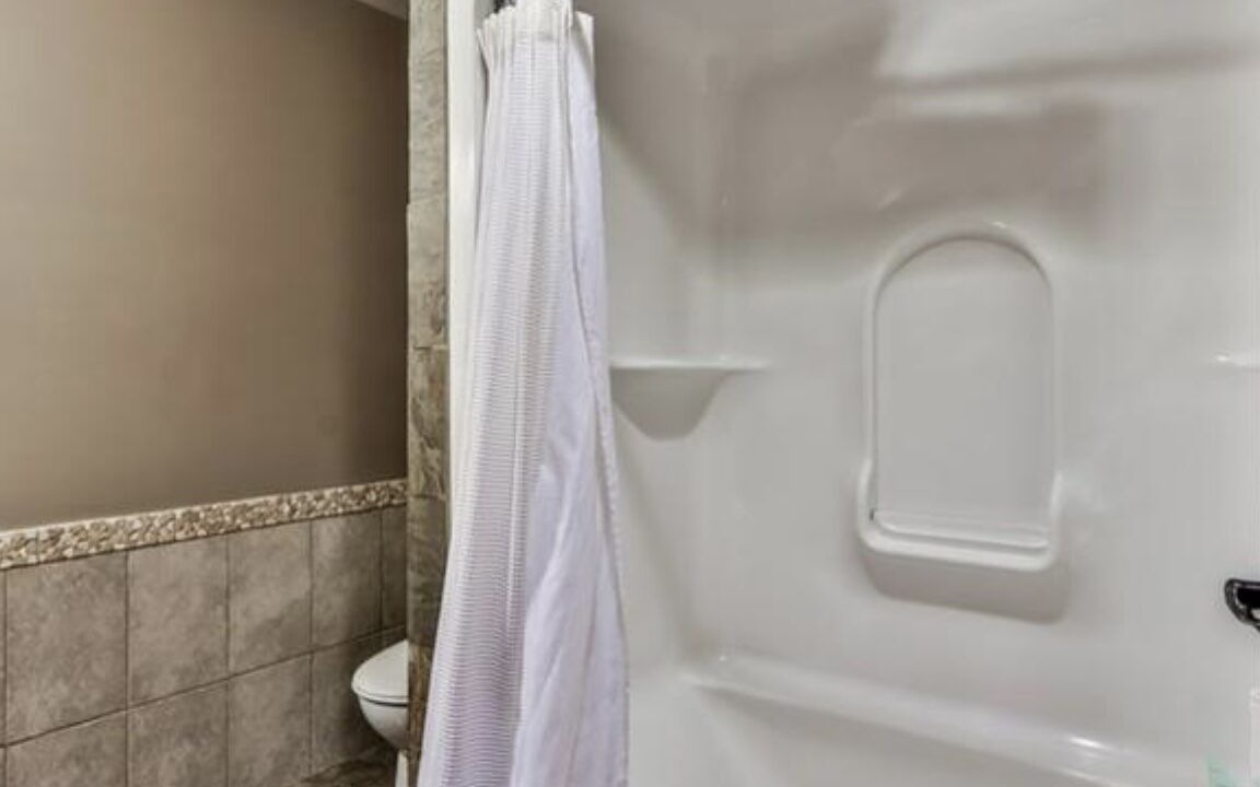 Photo of Bathroom in Cougar Creek