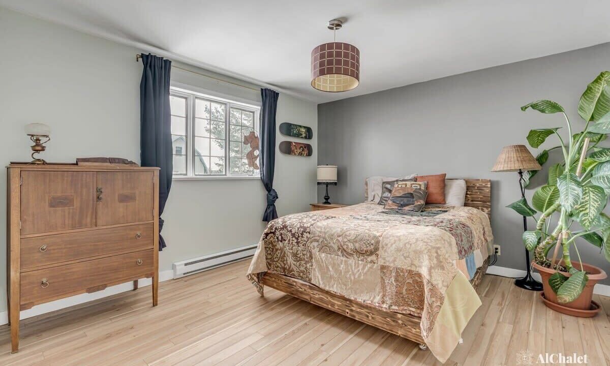 Photo of Bedroom in Saint-Joachim