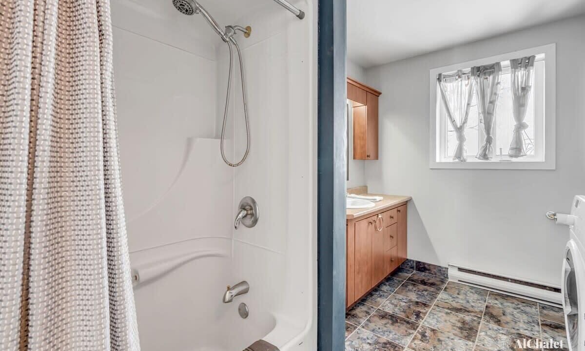 Photo of Bathroom in Saint-Joachim