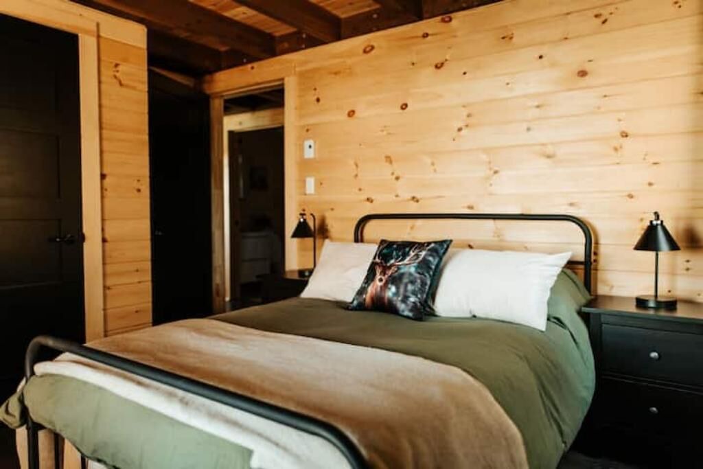 Photo of Bedroom in Tatamagouche