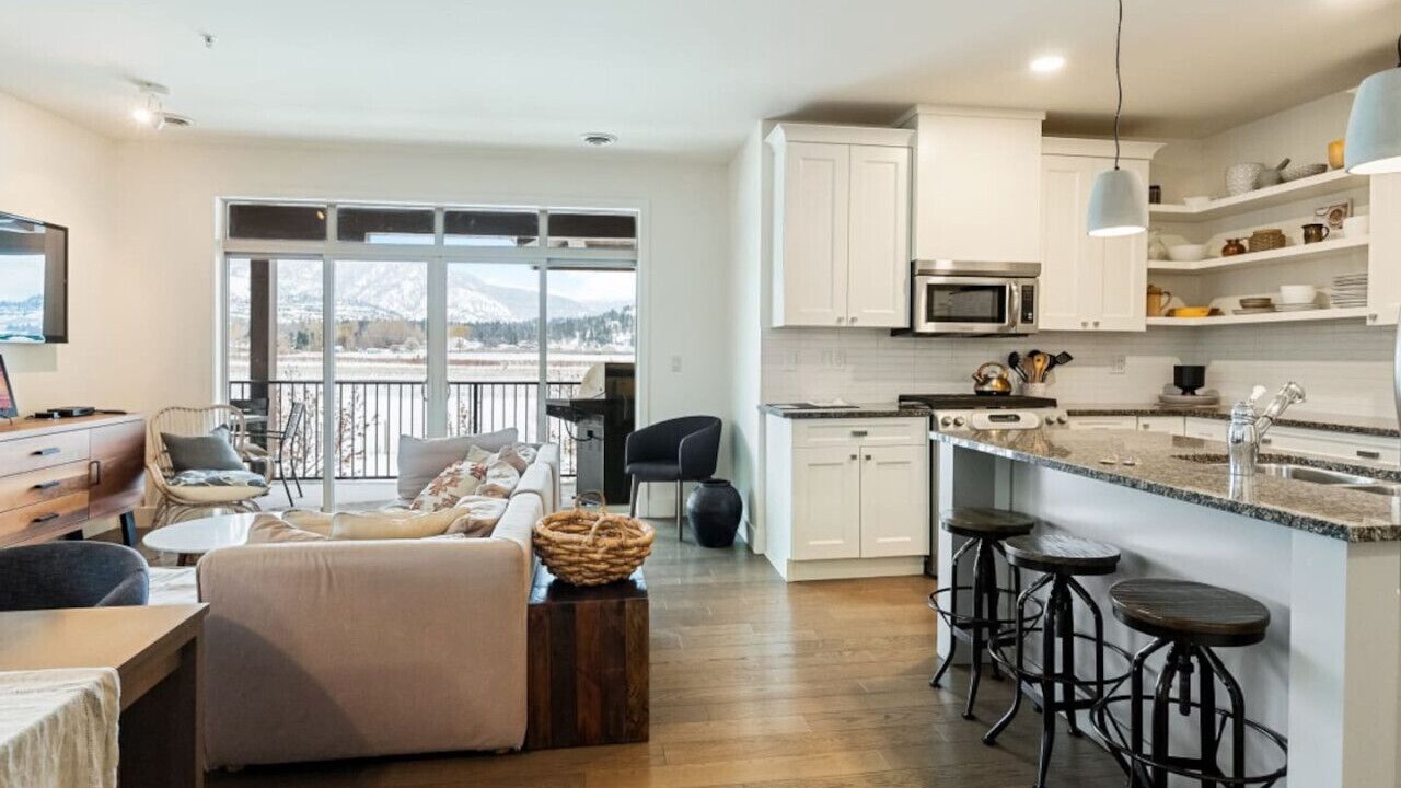 Photo of Livingroom in Westbank