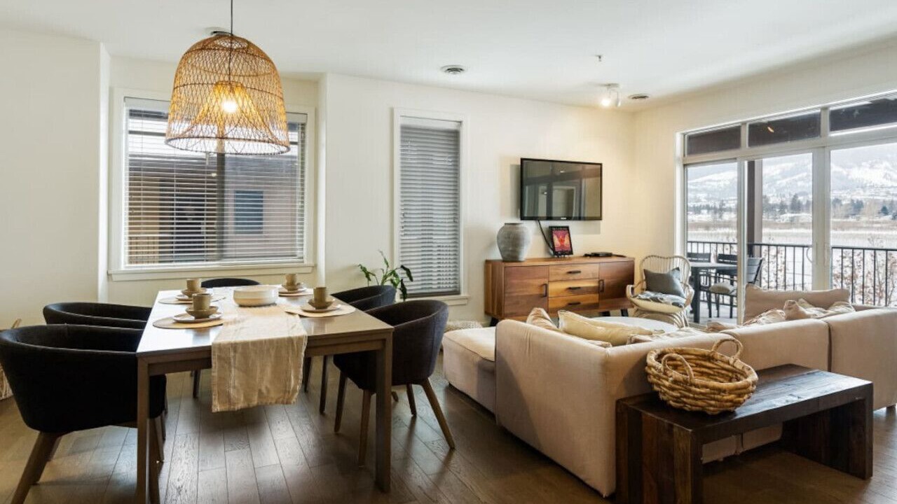Photo of Livingroom in Westbank