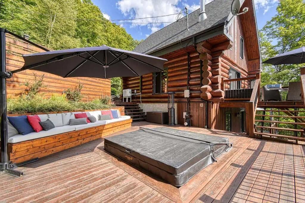 Photo of Patio Balcony in Lac Superieur Village
