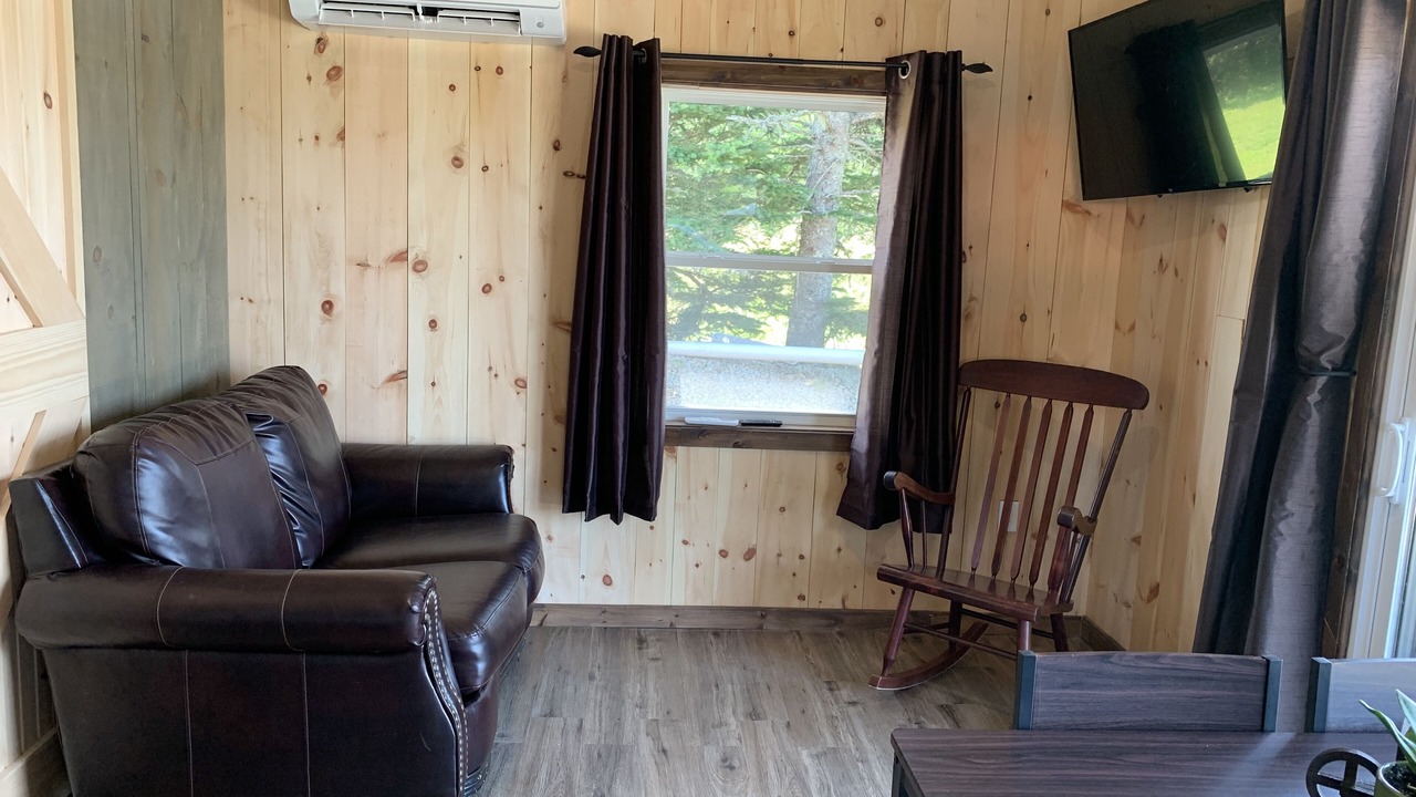 Photo of Livingroom in Clare