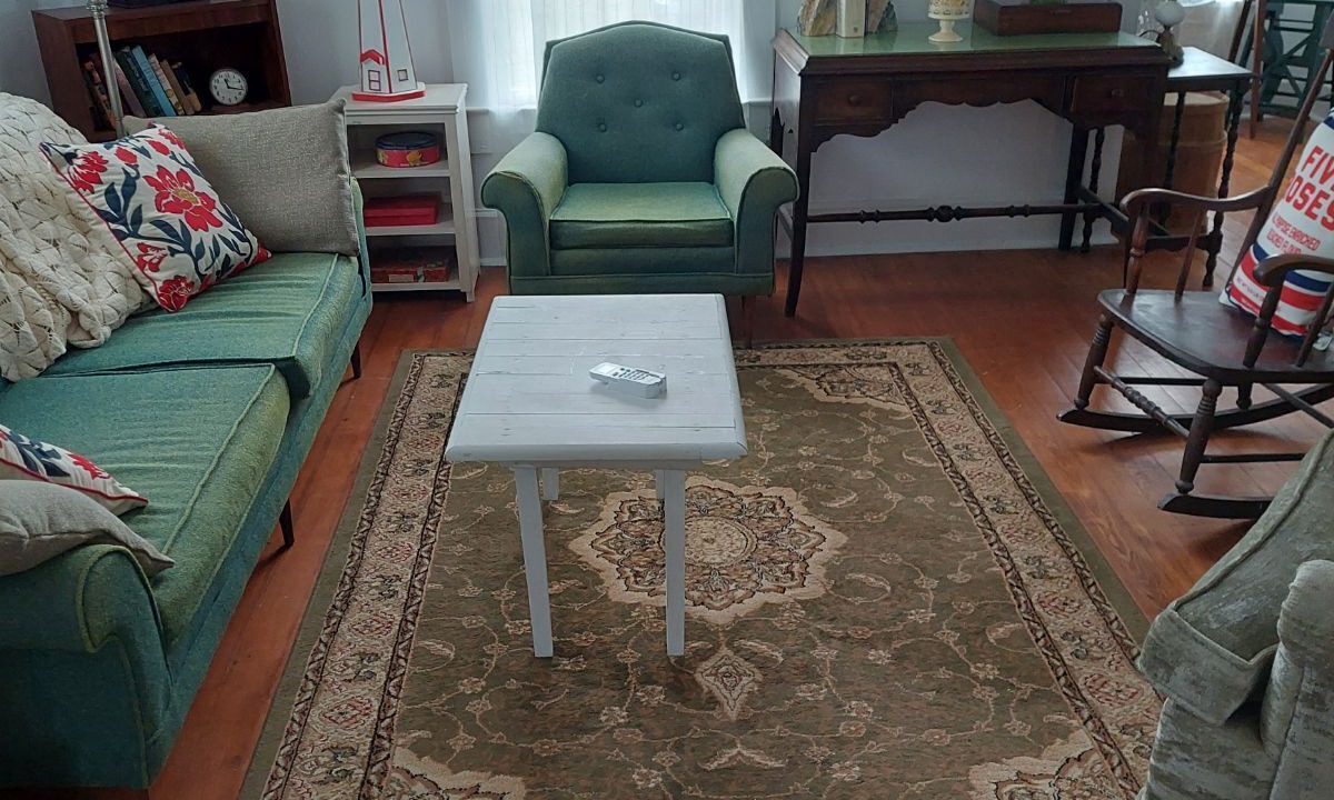 Photo of Livingroom in Hampton