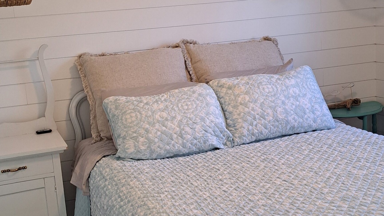 Photo of Bedroom in Cadman Corner