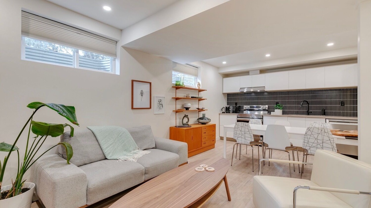 Photo of Livingroom in Northwest Calgary