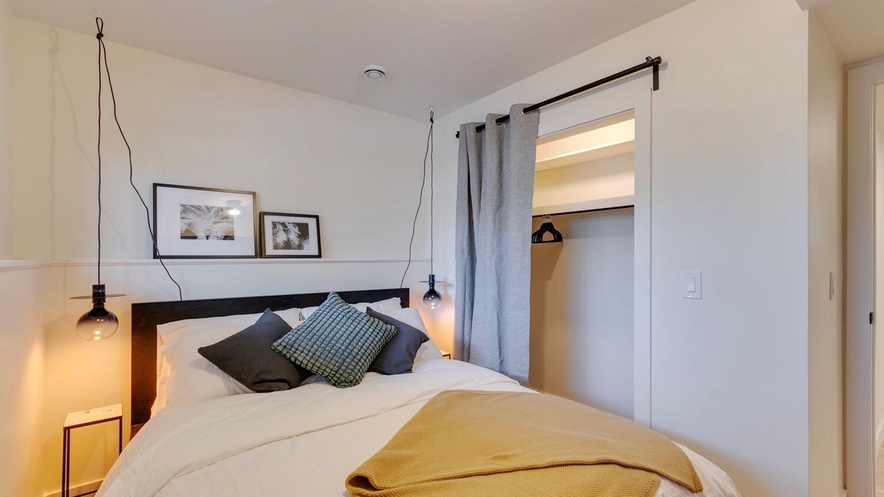 Photo of Bedroom in Northwest Calgary