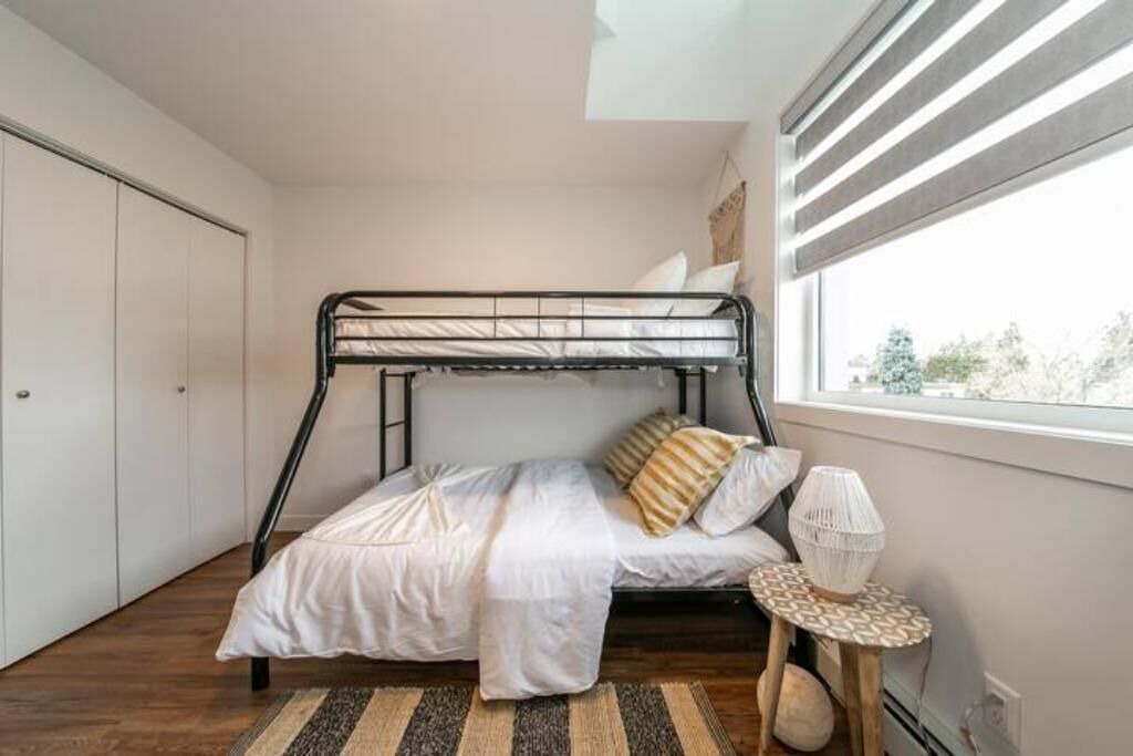 Photo of Bedroom in North Central Edmonton