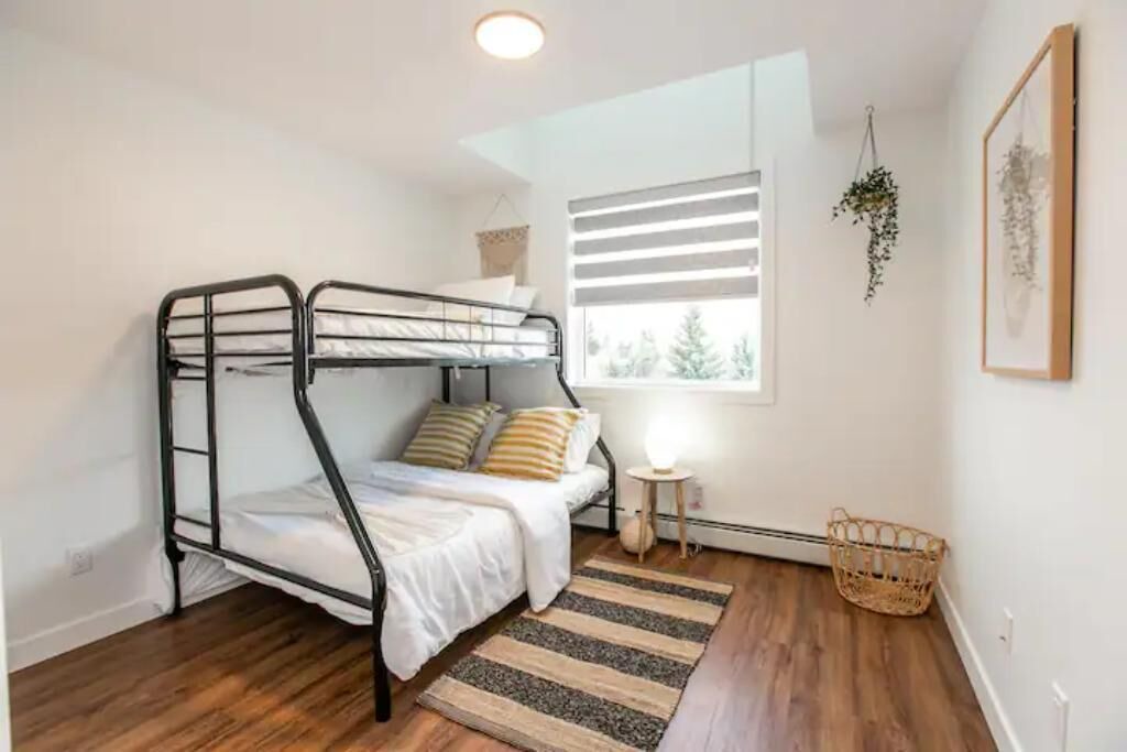 Photo of Bedroom in North Central Edmonton