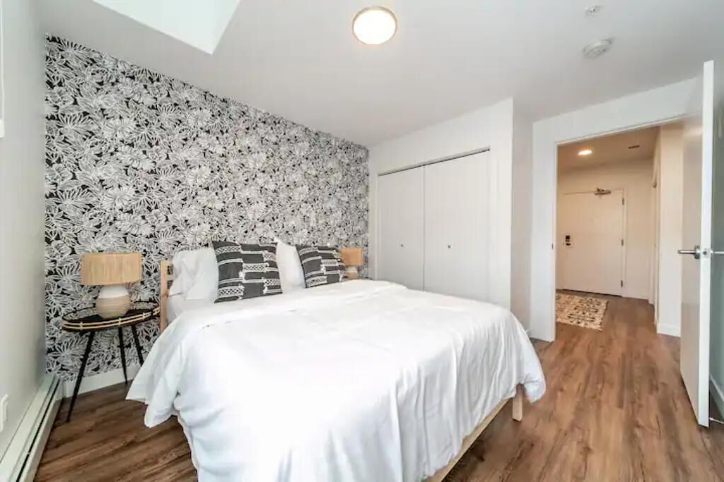 Photo of Bedroom in North Central Edmonton