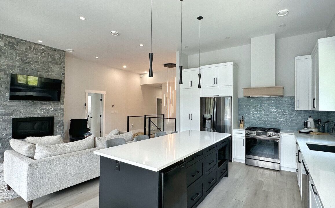 Photo of Kitchen in Youbou