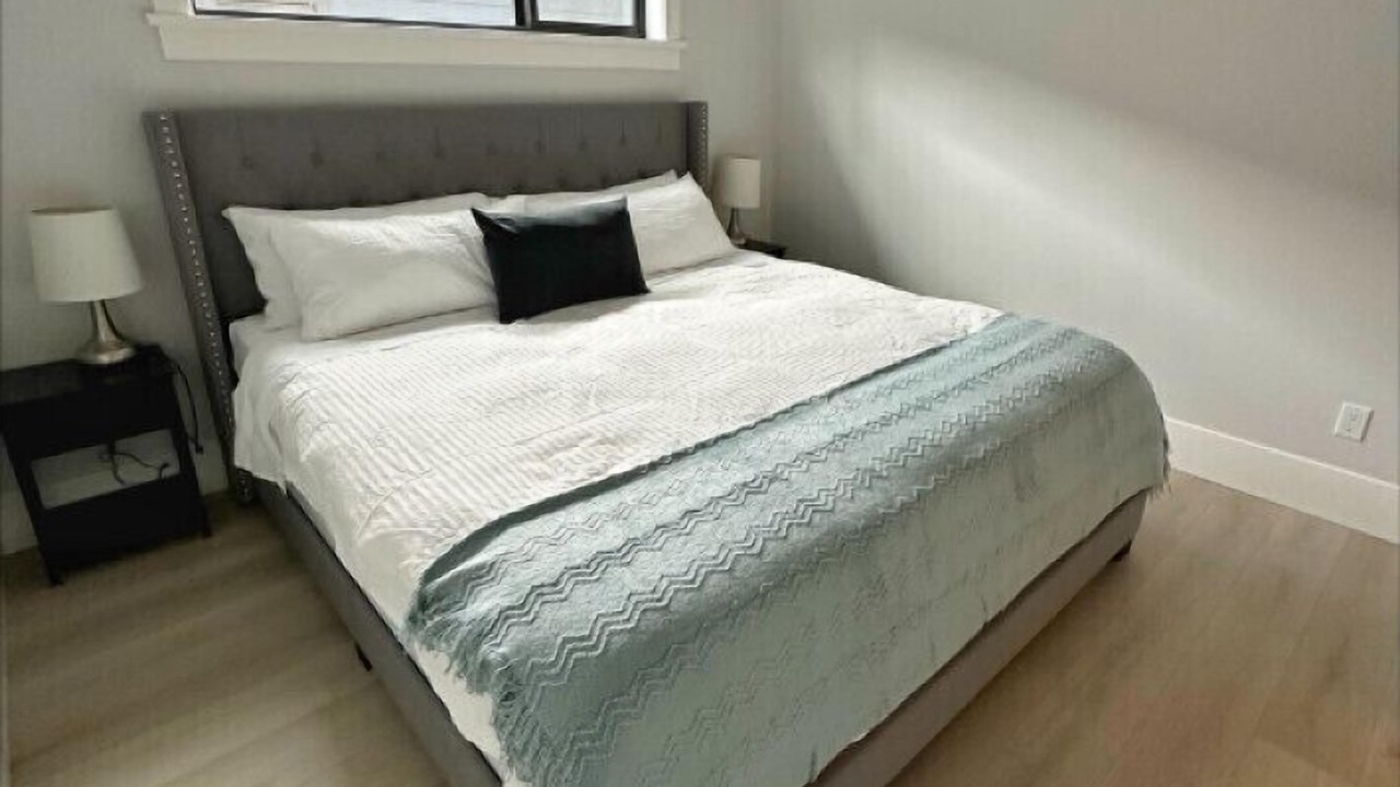 Photo of Bedroom in Youbou