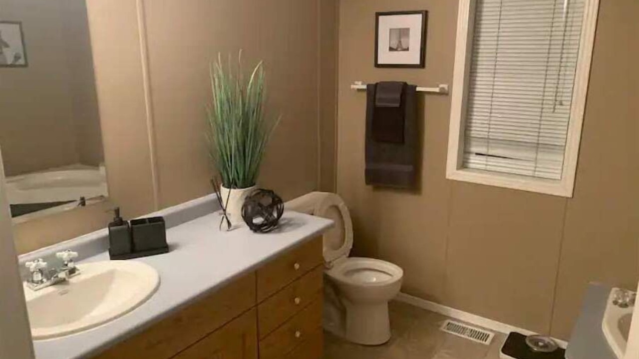 Photo of Bathroom in Drumheller