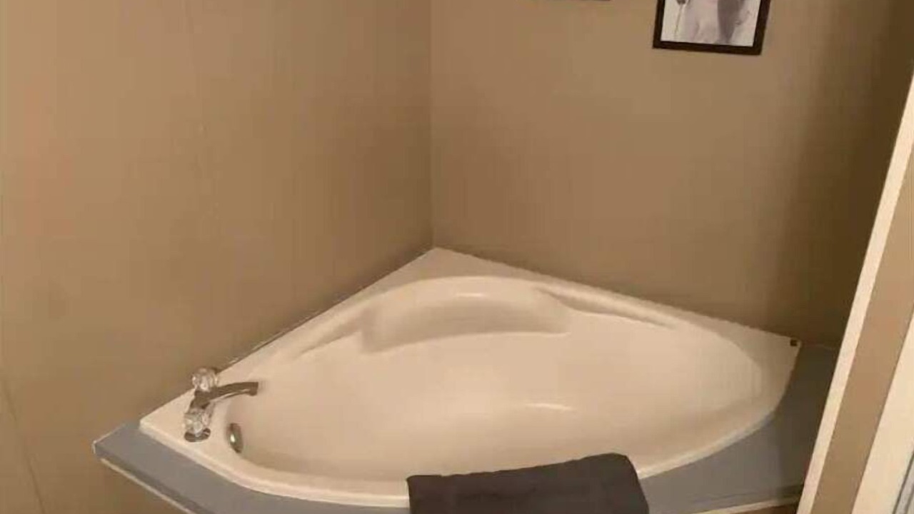 Photo of Bathroom in Drumheller