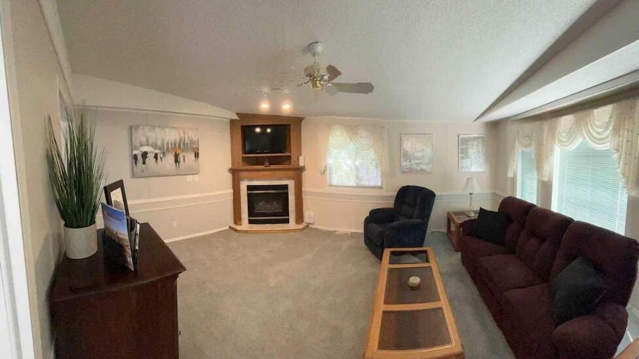 Photo of Livingroom in Drumheller