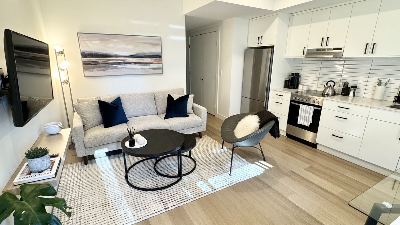 Photo of Livingroom in North Vancouver