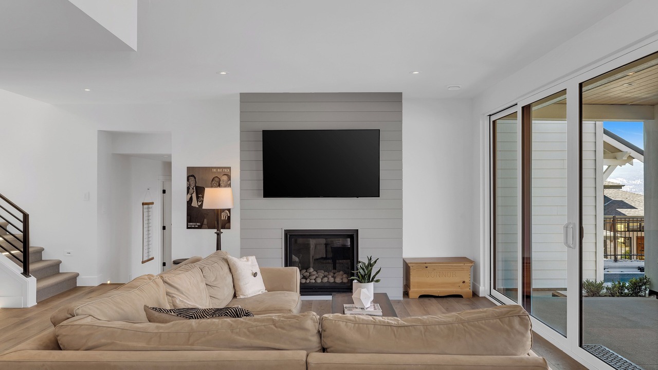 Photo of Livingroom in Central Okanagan
