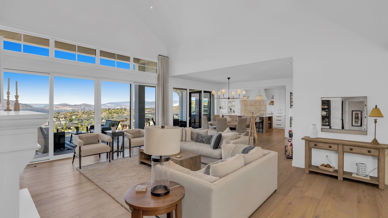 Photo of Livingroom in Central Okanagan