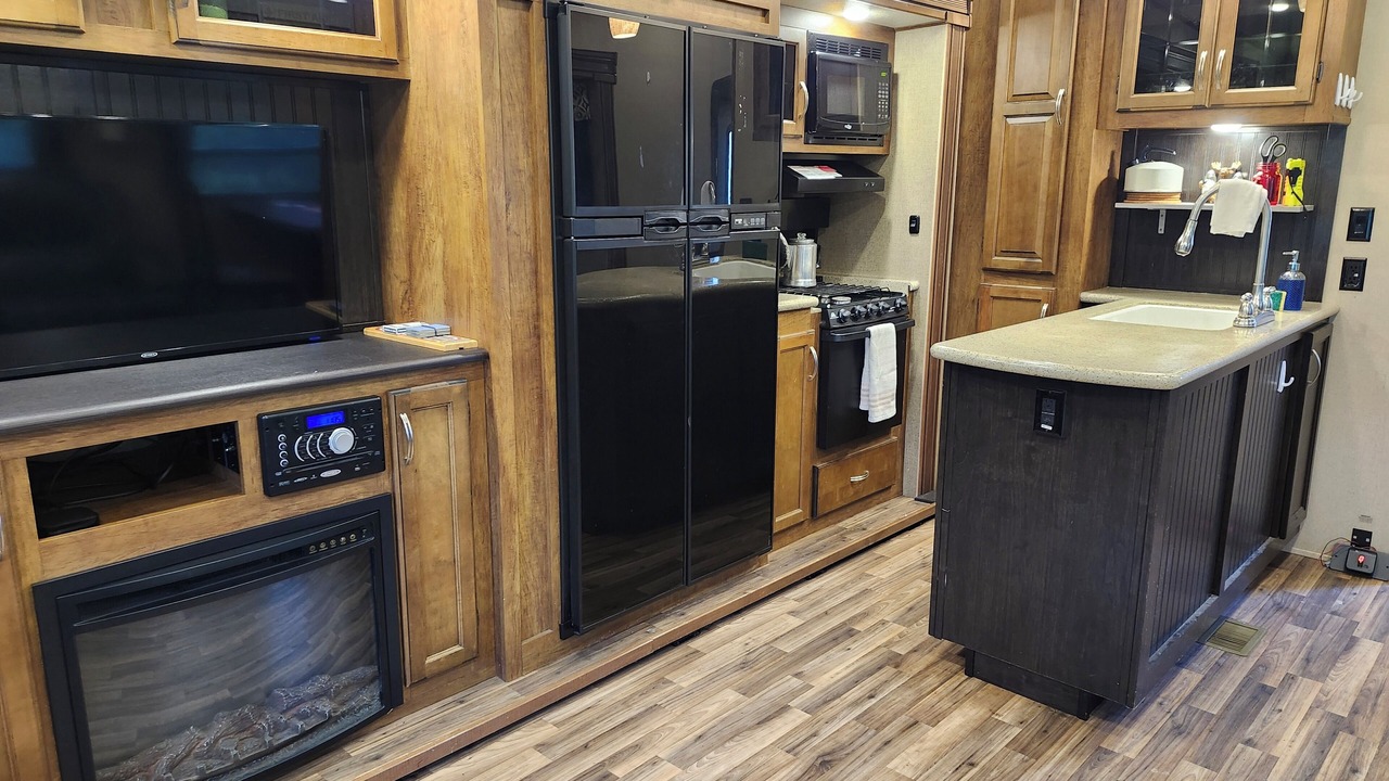 Photo of Kitchen in Parkland County