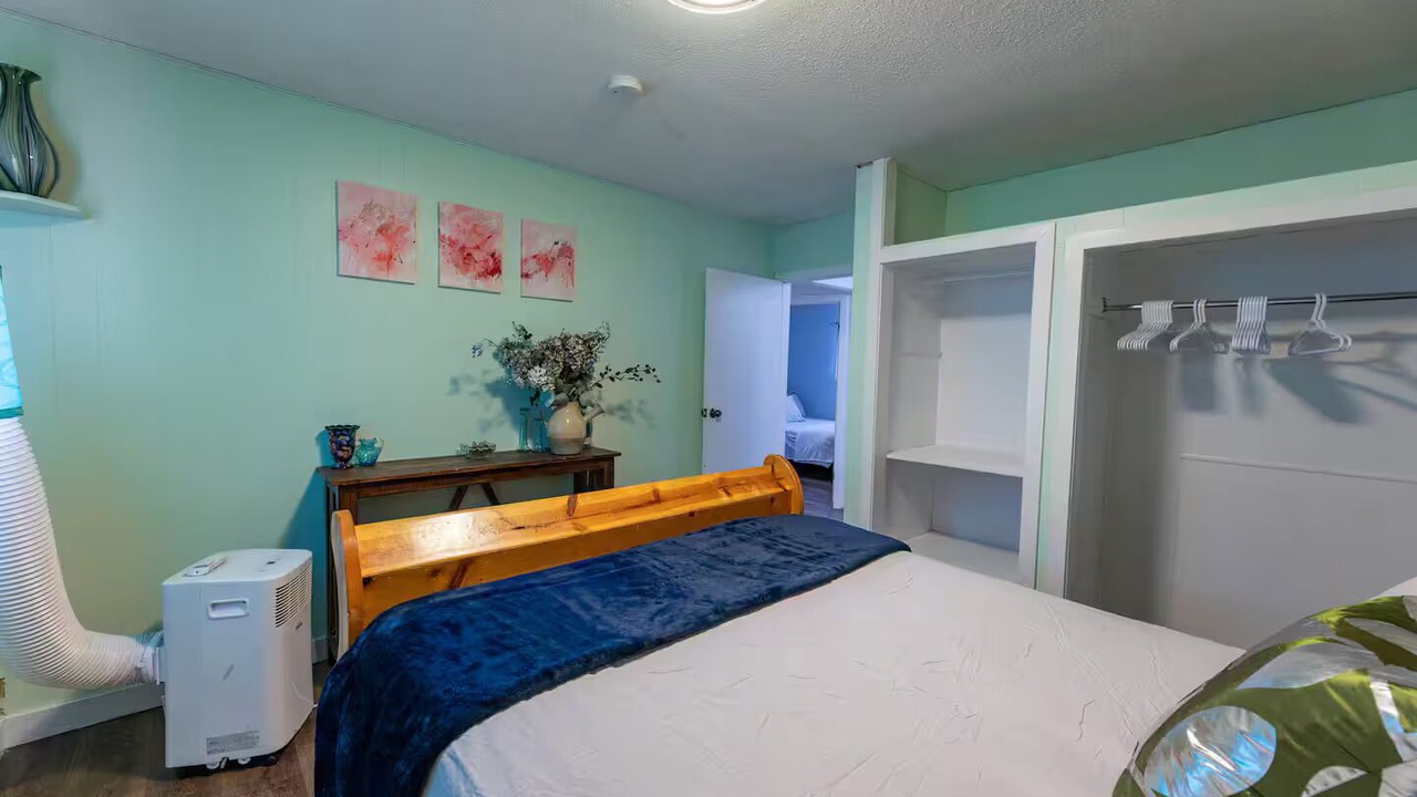Photo of Bedroom in Hinton