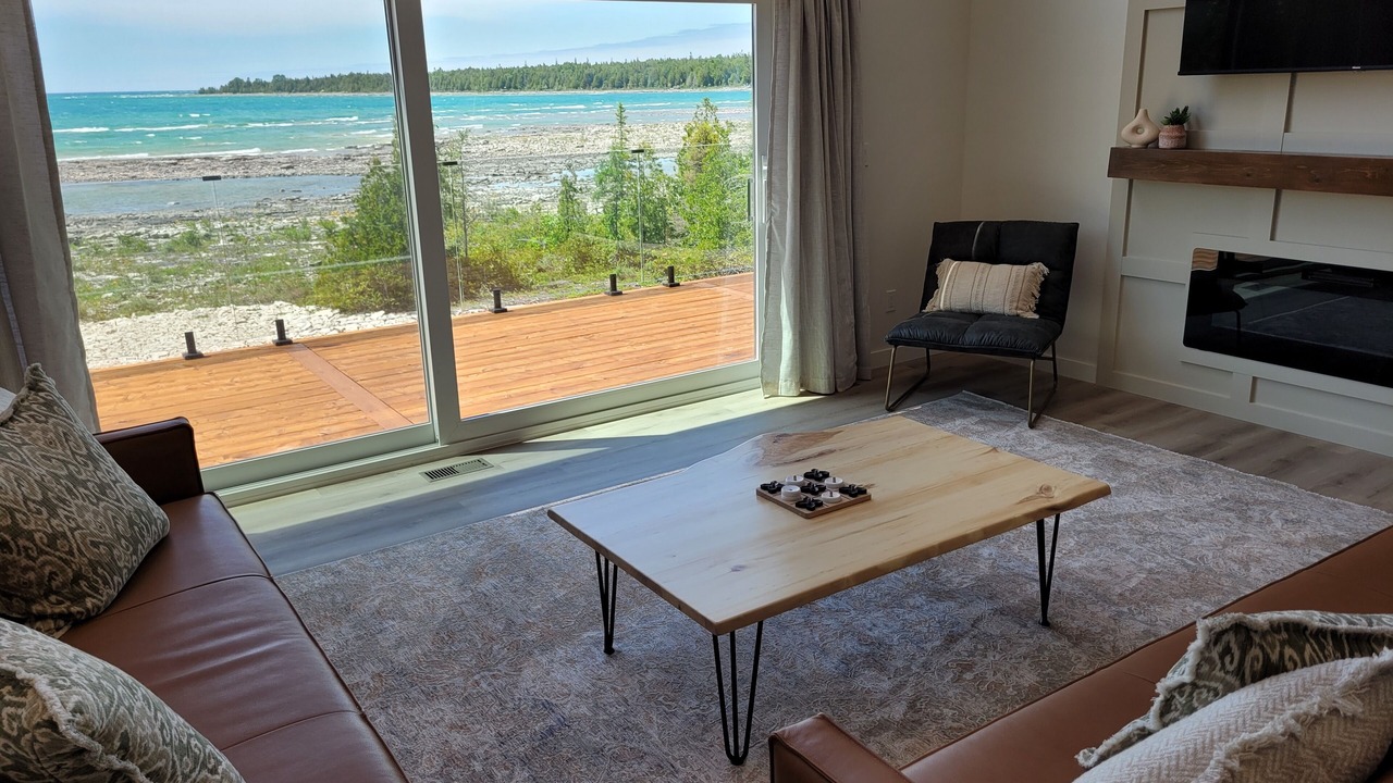 Photo of Livingroom in Northern Bruce Peninsula