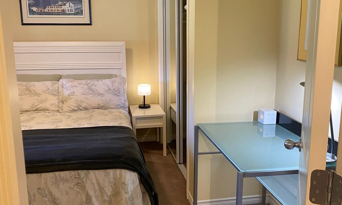 Photo of Bedroom in Colwood