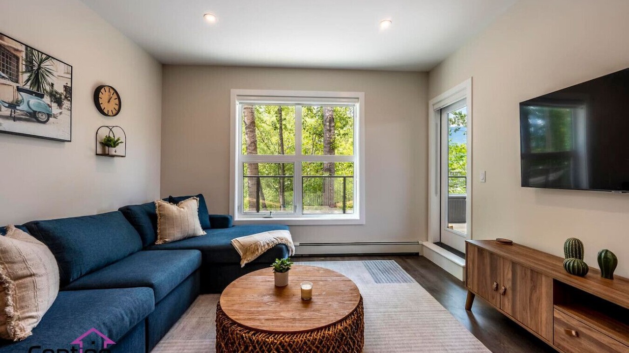 Photo of Livingroom in Golden