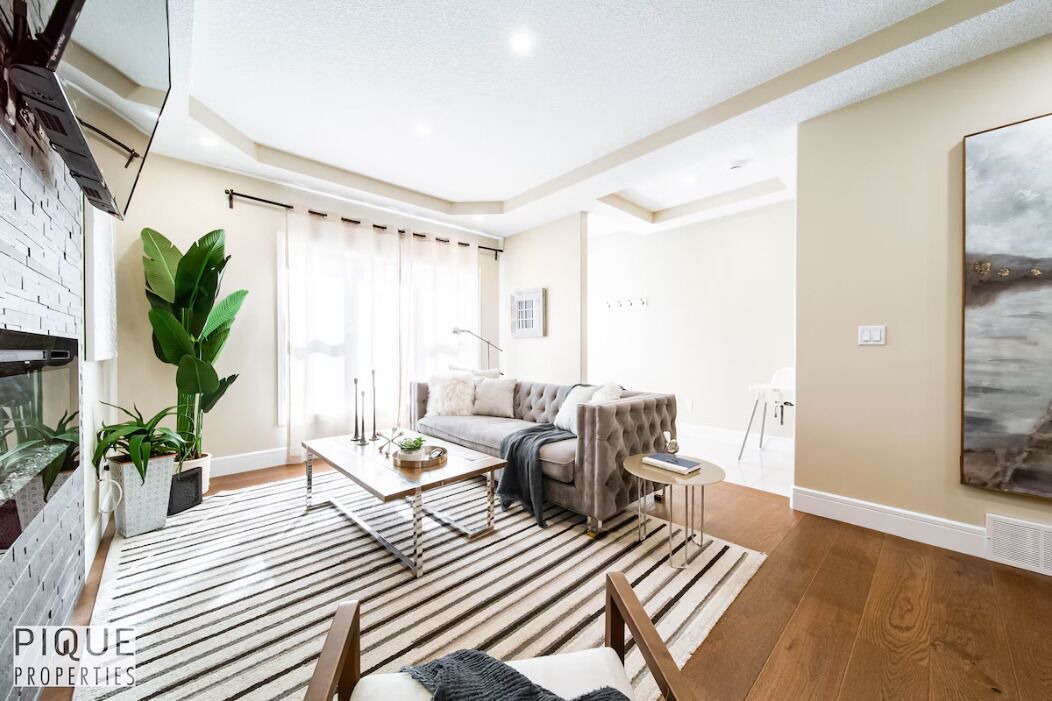 Photo of Livingroom in Jasper Place