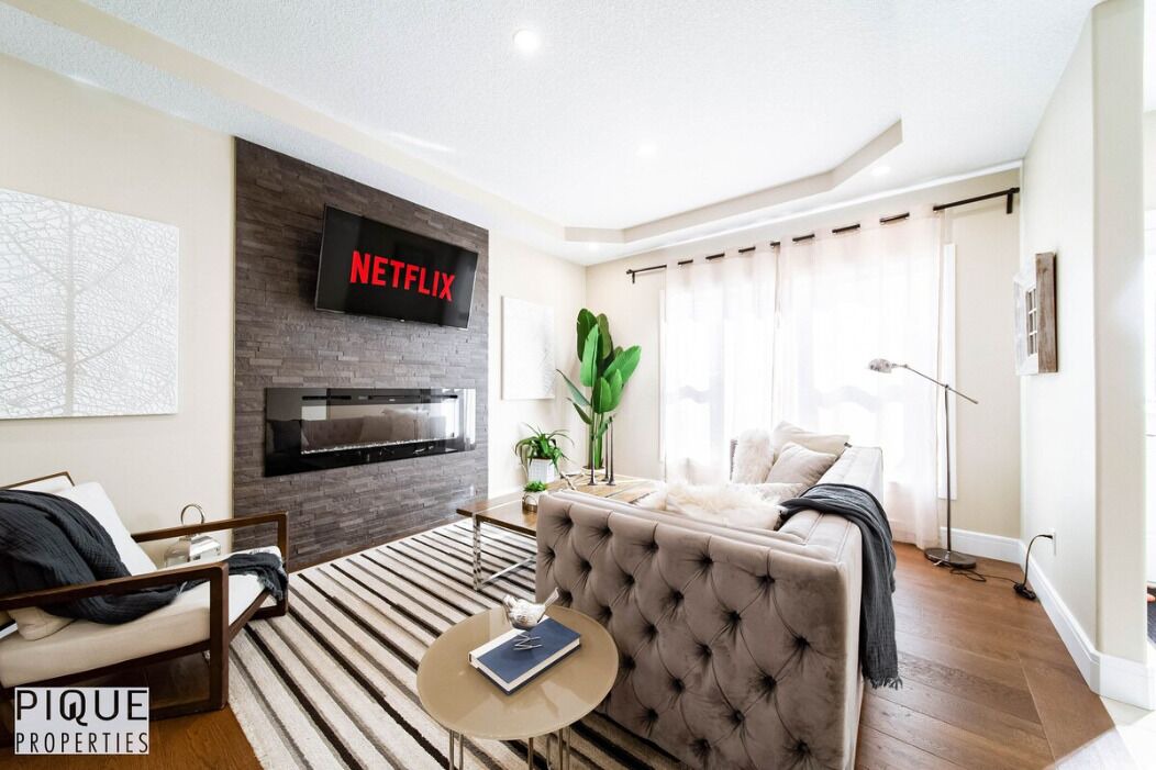 Photo of Livingroom in Jasper Place