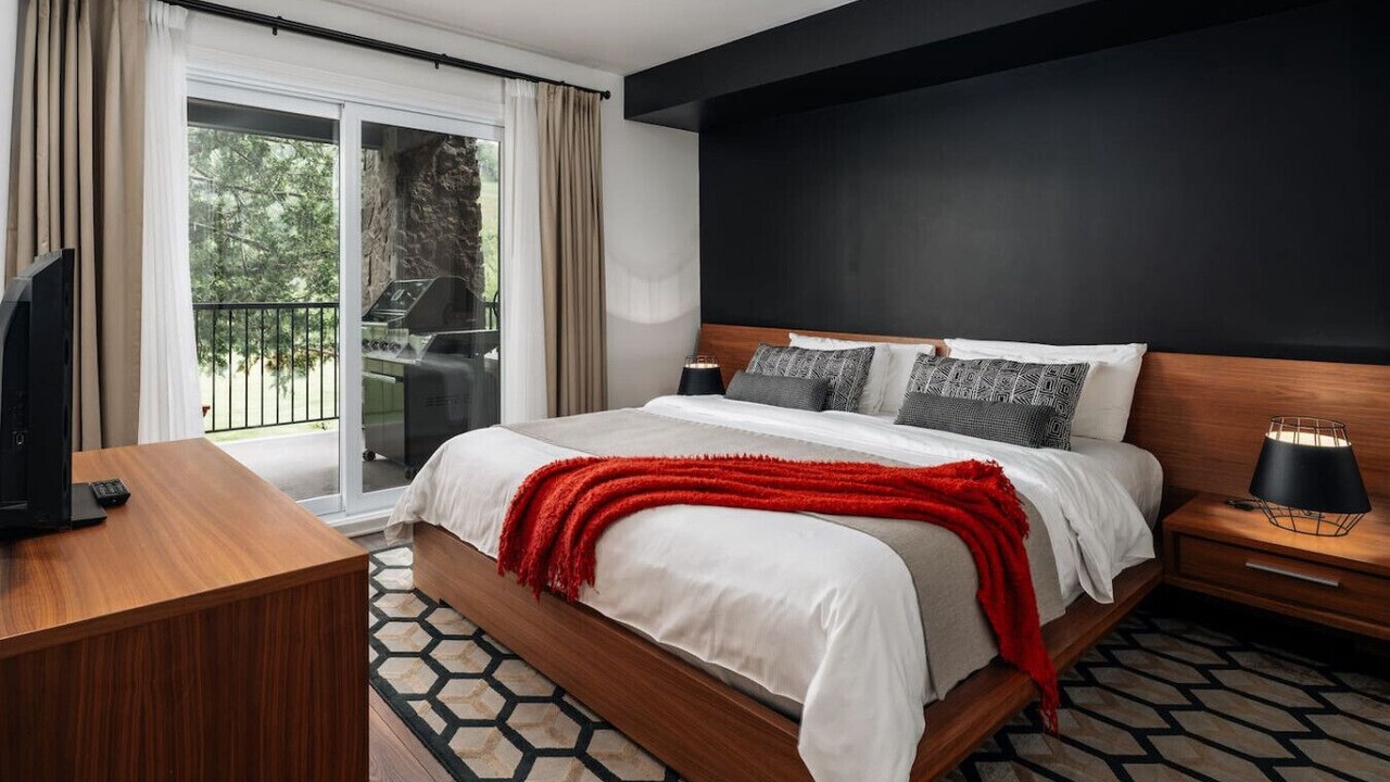 Photo of Bedroom in Saint-Sauveur