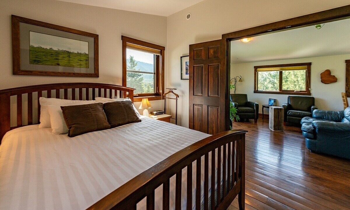 Photo of Bedroom in East Kootenay