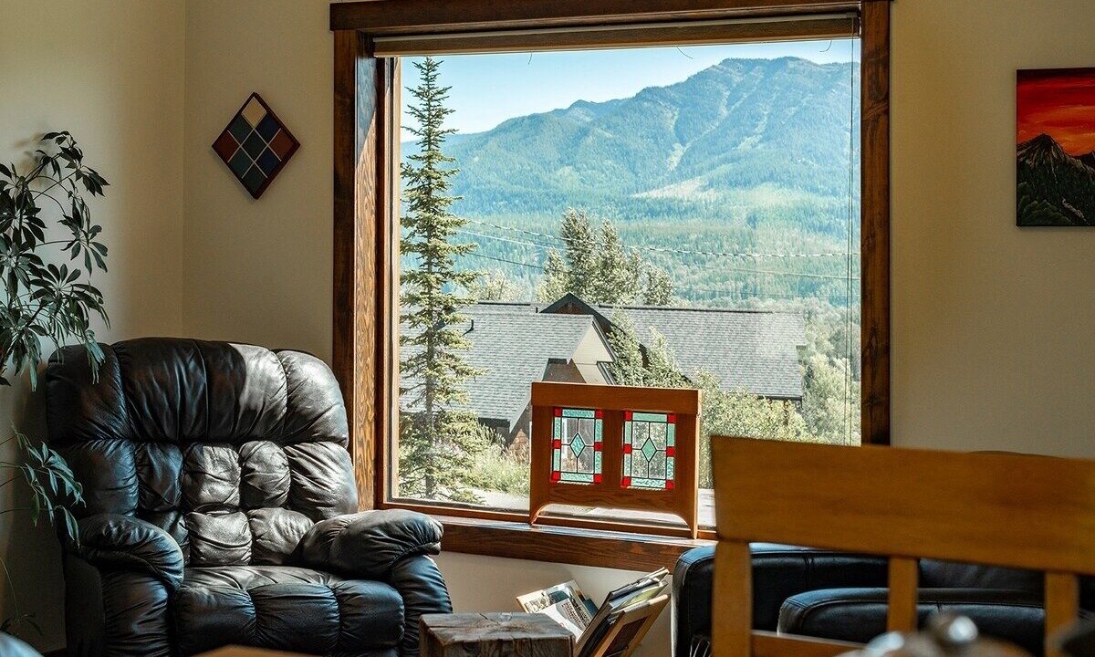 Photo of Livingroom in East Kootenay