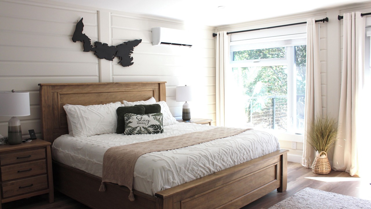 Photo of Bedroom in Charlotte's Shore