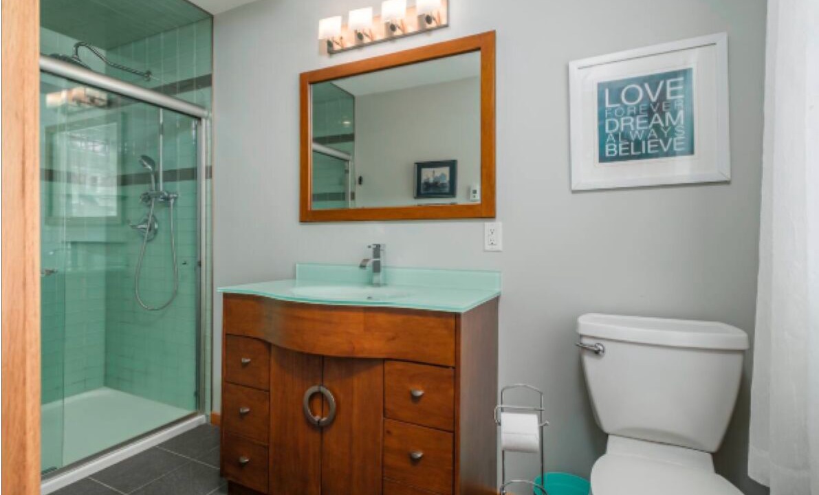 Photo of Bathroom in Waterford Valley