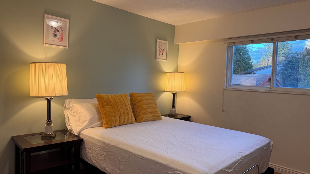 Photo of Bedroom in Delta