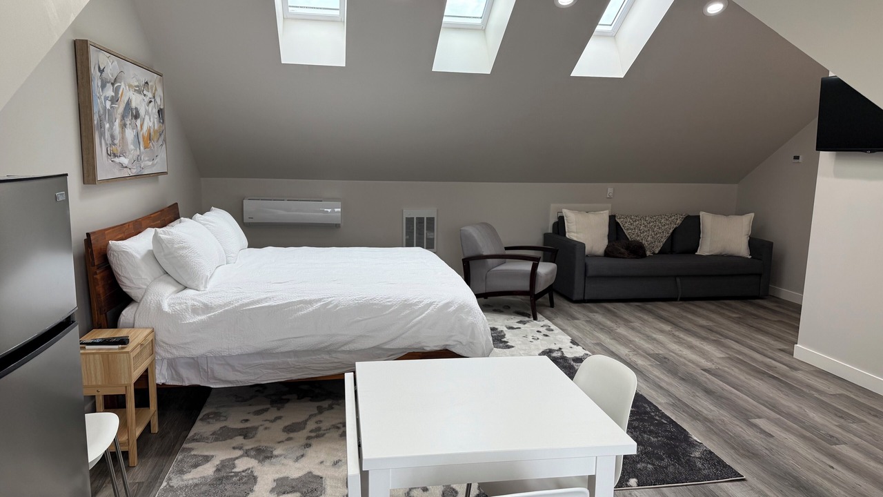 Photo of Bedroom in Red Deer