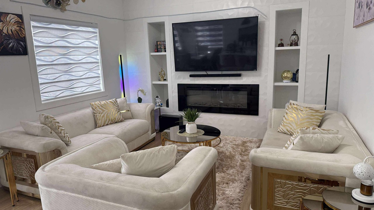 Photo of Livingroom in St. Albert