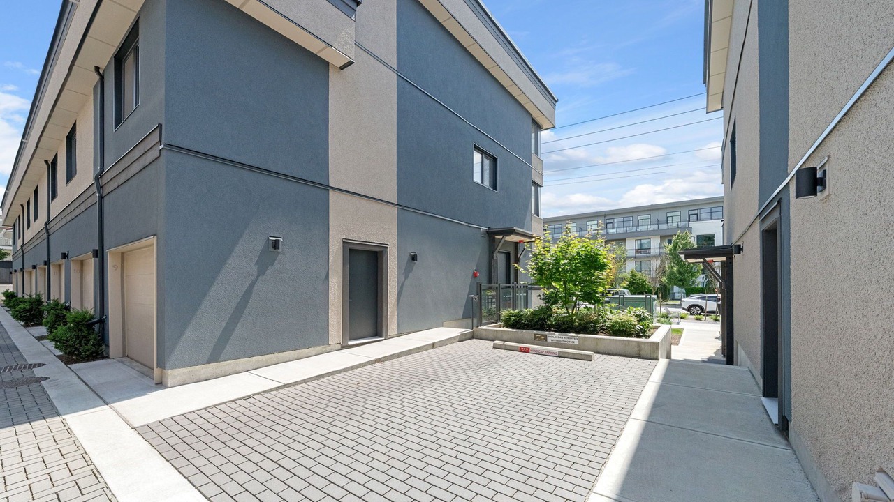 Photo of Outdoor in Lower Lonsdale
