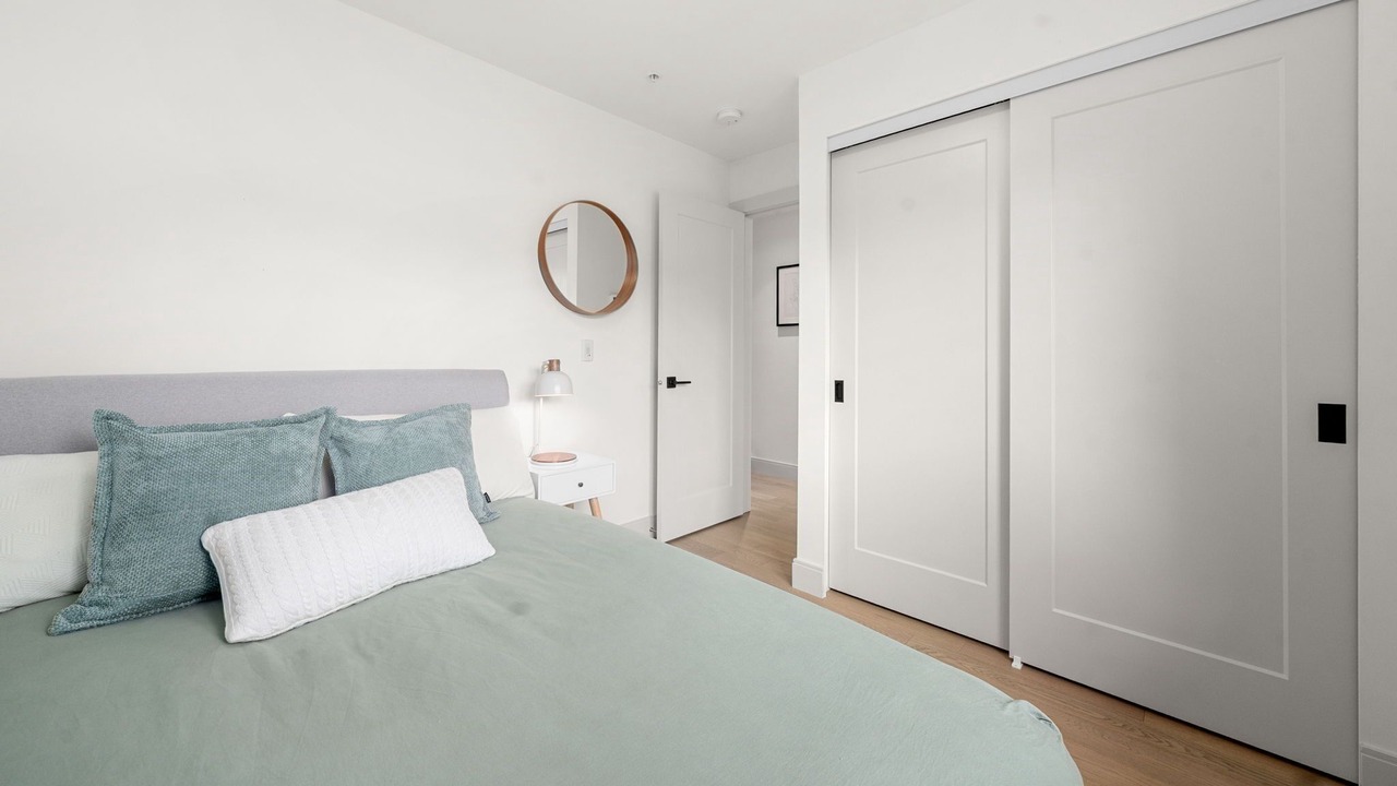 Photo of Bedroom in Lower Lonsdale