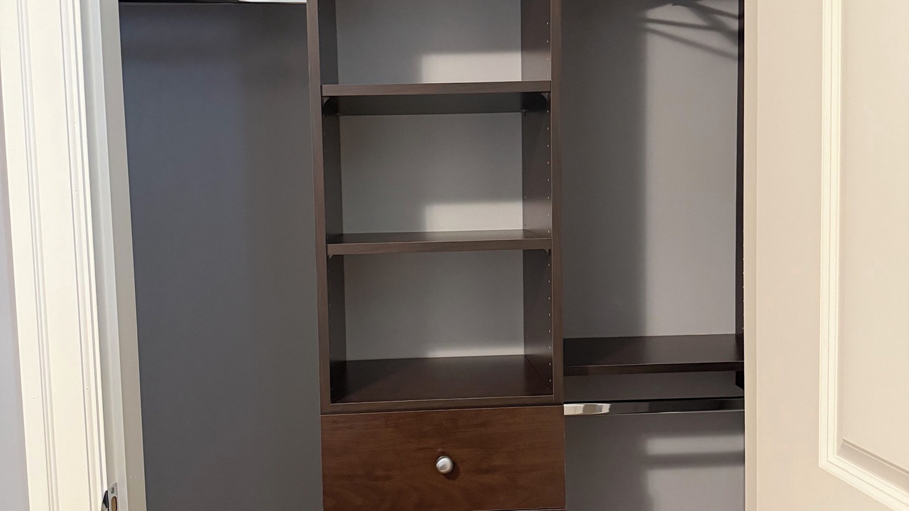 Photo of Bedroom in Arbutus Ridge