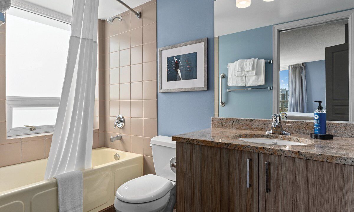 Photo of Bathroom in Inner Harbour