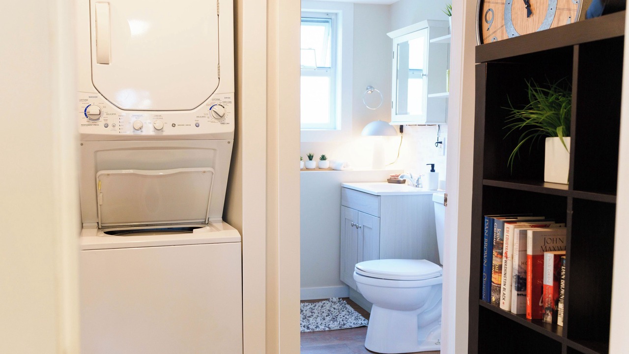 Photo of Bathroom in Departure Bay