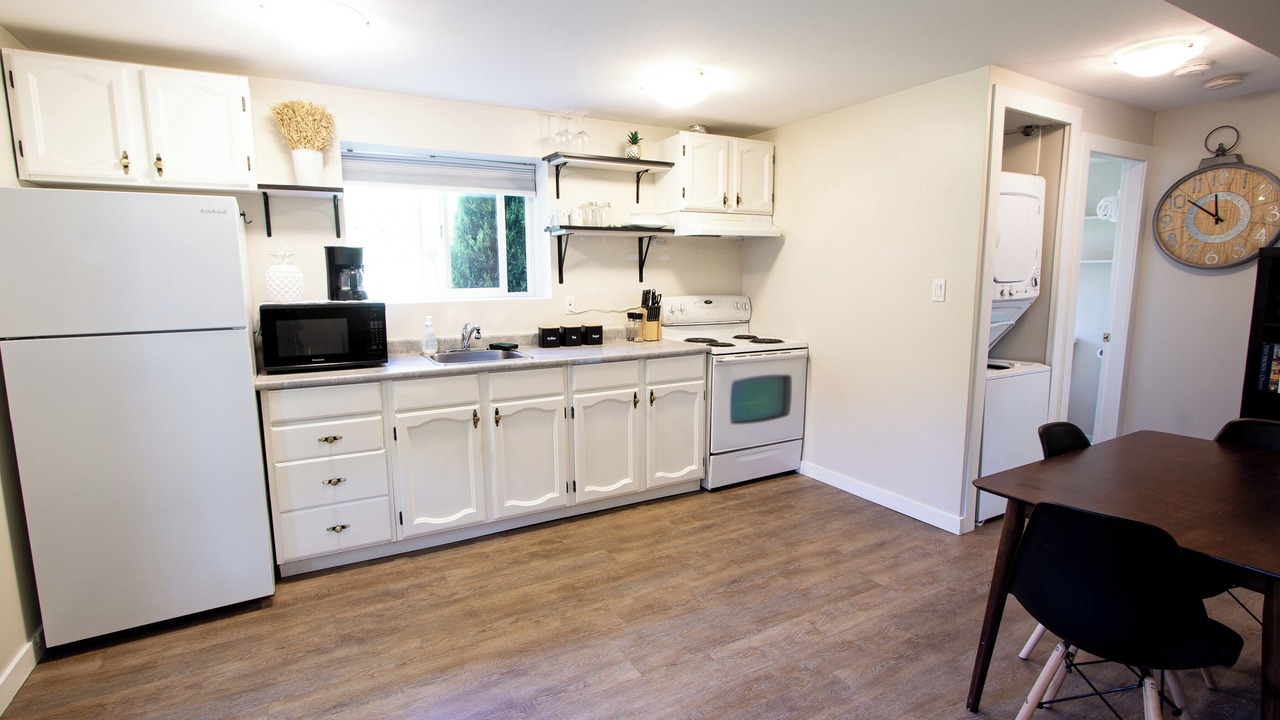 Photo of Kitchen in Departure Bay
